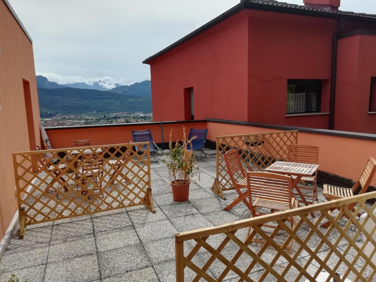 Lake & Castle View Apartment Riva del Garda Dış mekan fotoğraf