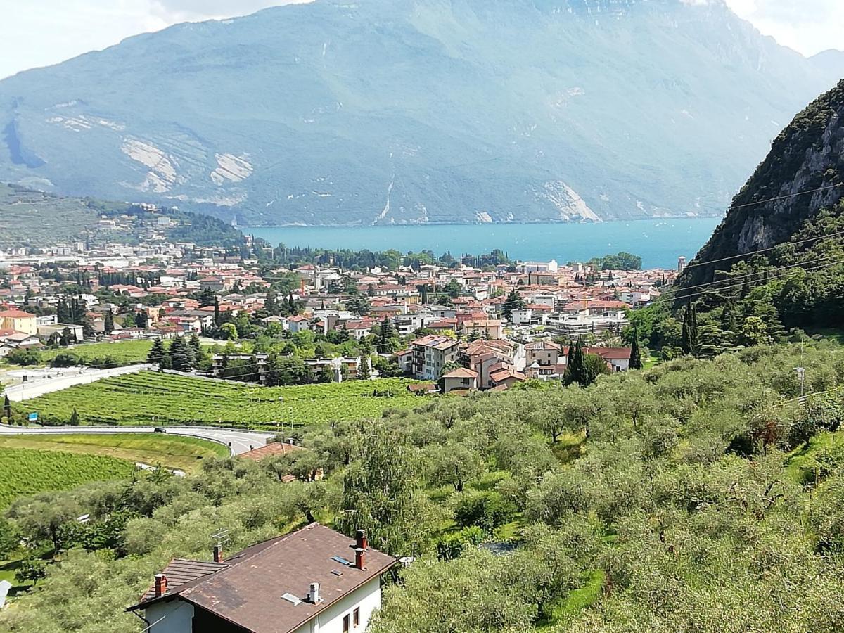 Lake & Castle View Apartment Riva del Garda Dış mekan fotoğraf